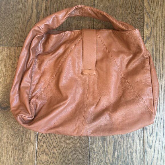 Free People Shoreditch Shoulder Bag - NWOT - Picture 3 of 5